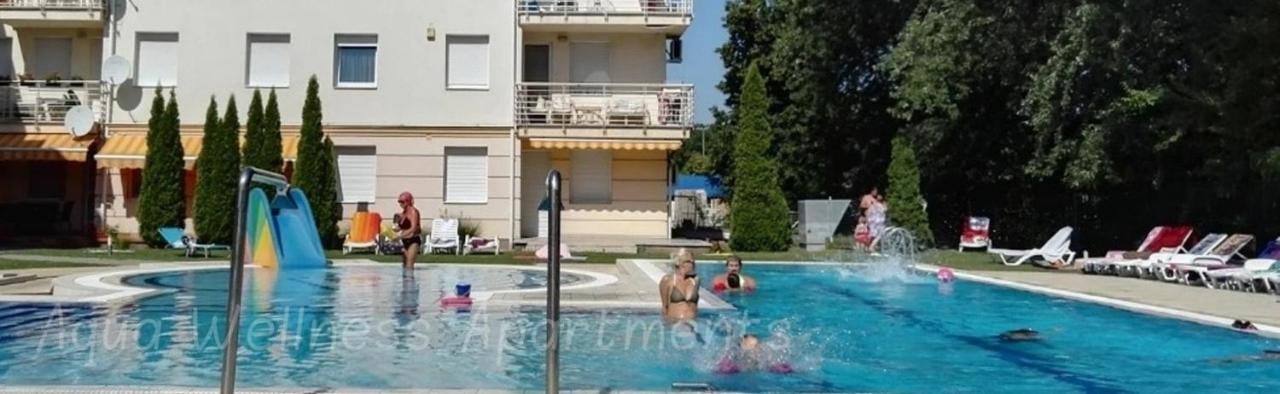 Aqua Wellness Apartments Hajduszoboszlo Bagian luar foto